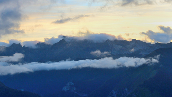 Night was falling as we commenced our perilous descent but any worry's were over come by the light over the mountains.