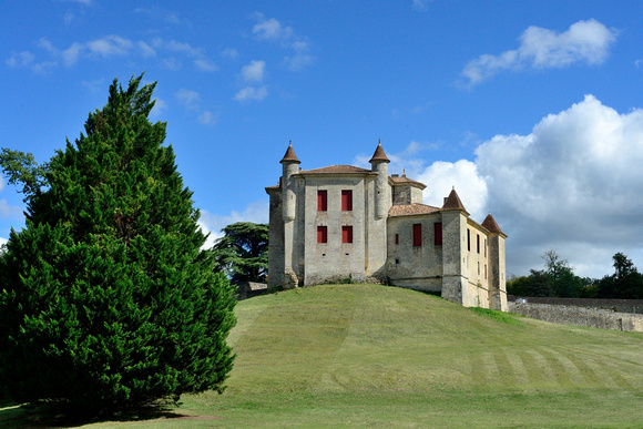 Château de Monbadon,The feudal Castle  of Monbadon was built in the 14th century, it is located on Monbadon-Puisseguin commune,Gironde.